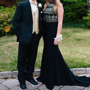 Angela & Alison black size 4 prom dress!!!